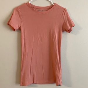 EDDIE BAUER T-SHIRT - WORN ONCE